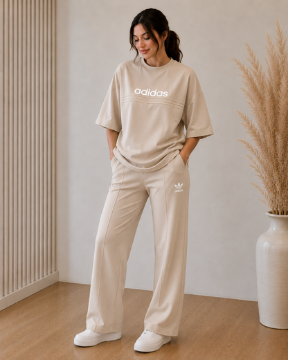 Stylish and simple women's suit
