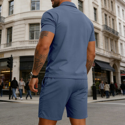 Simple and stylish sportswear set
